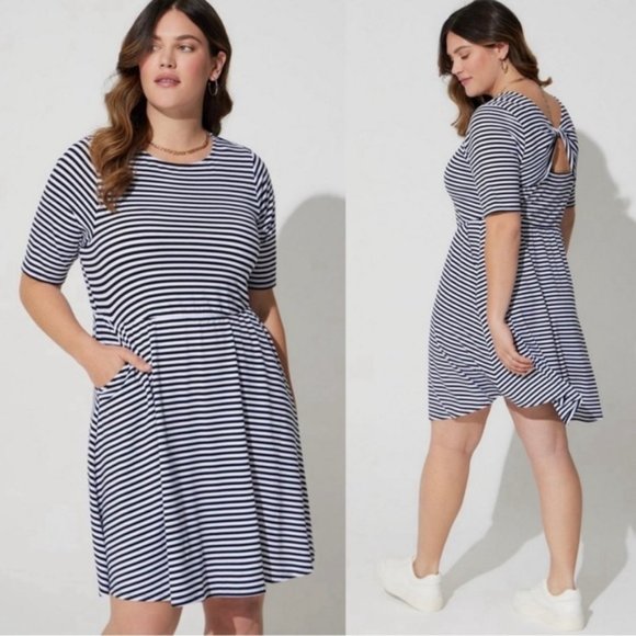 Torrid Mini Jersey Twist Back Skater Dress - Picture 1 of 6